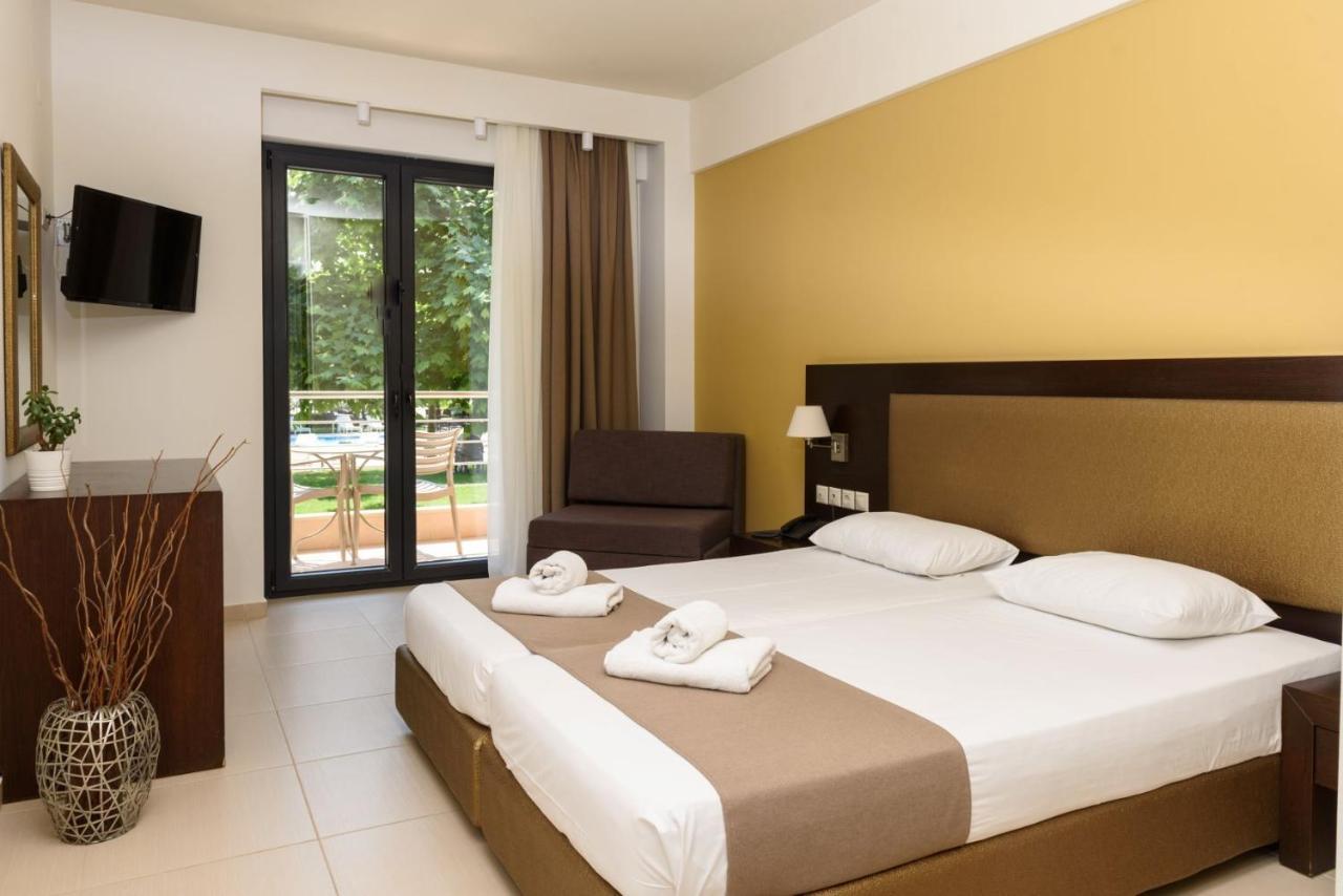 Hotel Giannoulis Paralia Katerinis Bagian luar foto