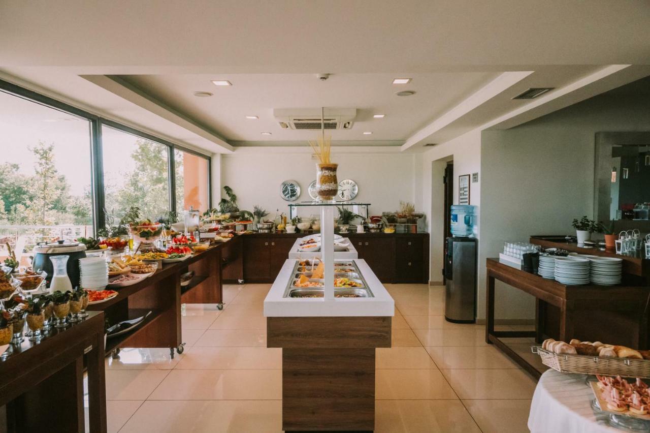 Hotel Giannoulis Paralia Katerinis Bagian luar foto
